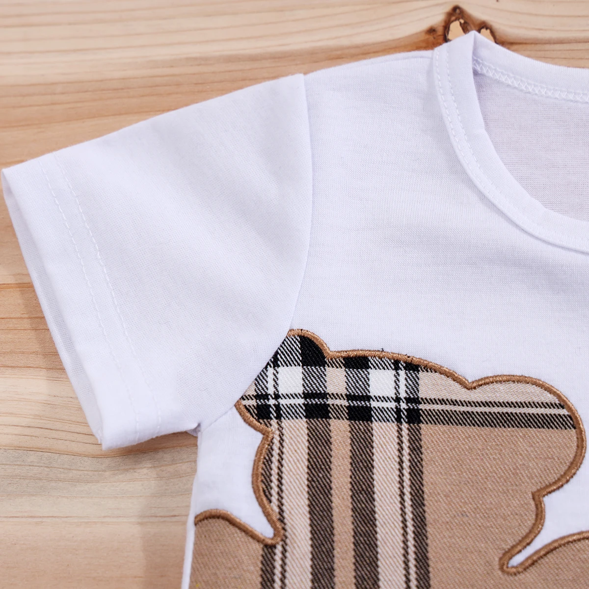 Baby Bear Print Outfit Set - Image 4