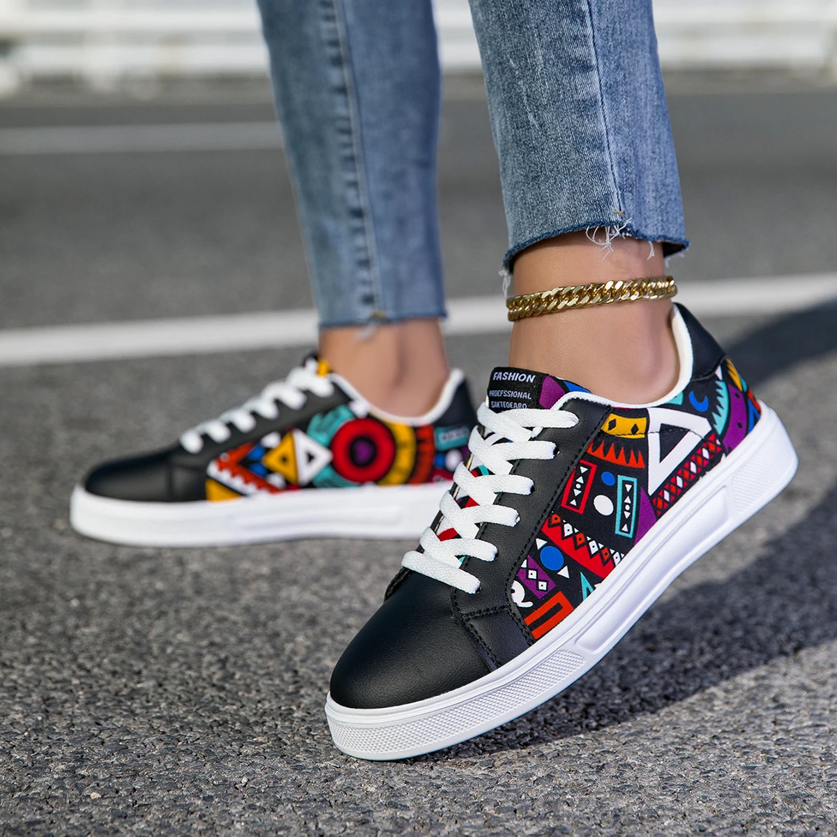 YRZL Casual Sneakers - Image 2