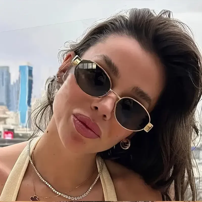 Oval Metal Frame Sunglasses - Image 5