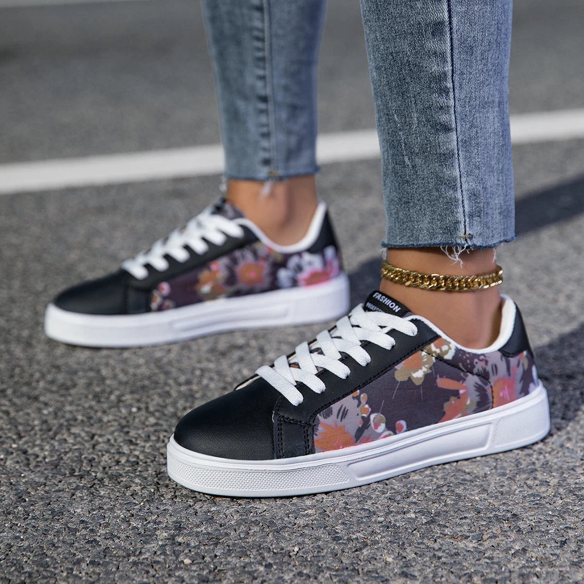 YRZL Casual Sneakers - Image 3